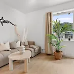Pergola - 5min To Facilities- Family Friendly * 베르겐