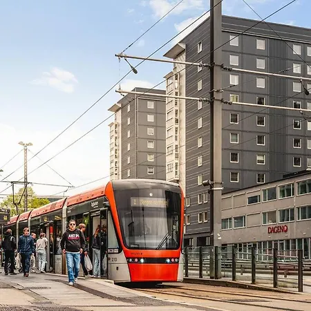 Pergola - 5min To Facilities- Family Friendly Lägenhet *